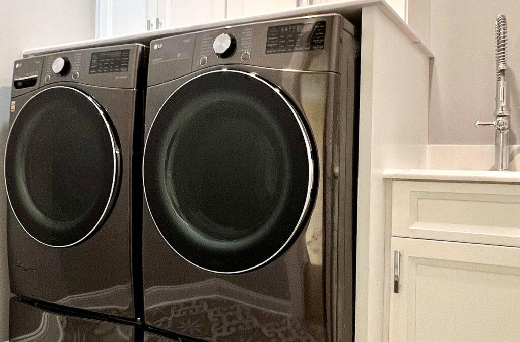 New washer and dryer set with new sink feature