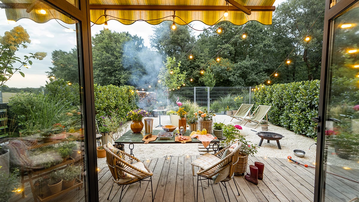 Block the Wind on Your Patio