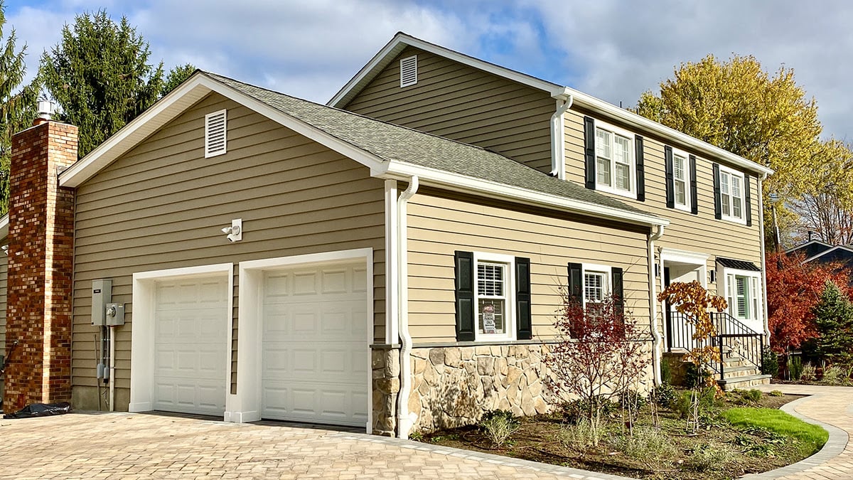 Is Insulated Vinyl Right For Your New Jersey Home
